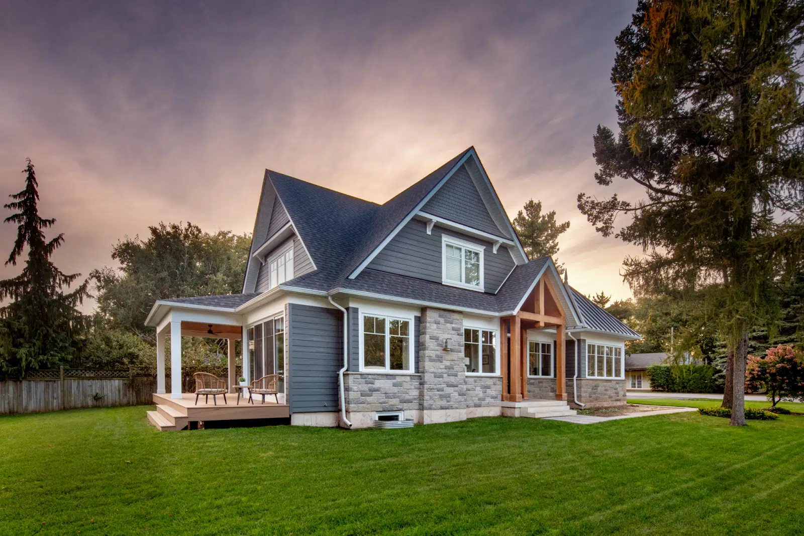 Custom home building by Catlin in Burlington Ontario